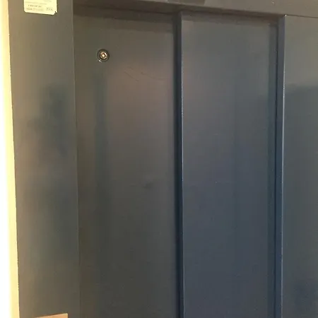 בית אירוח Cozy - Porte Maillot